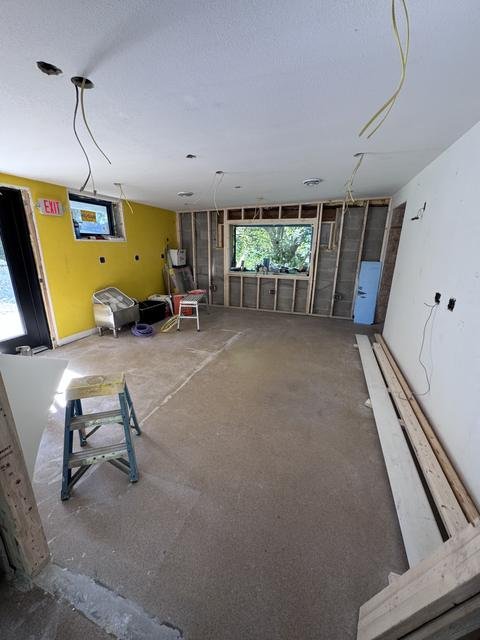 Monien Office Renovation by Monien Construction, photo 17 of 44